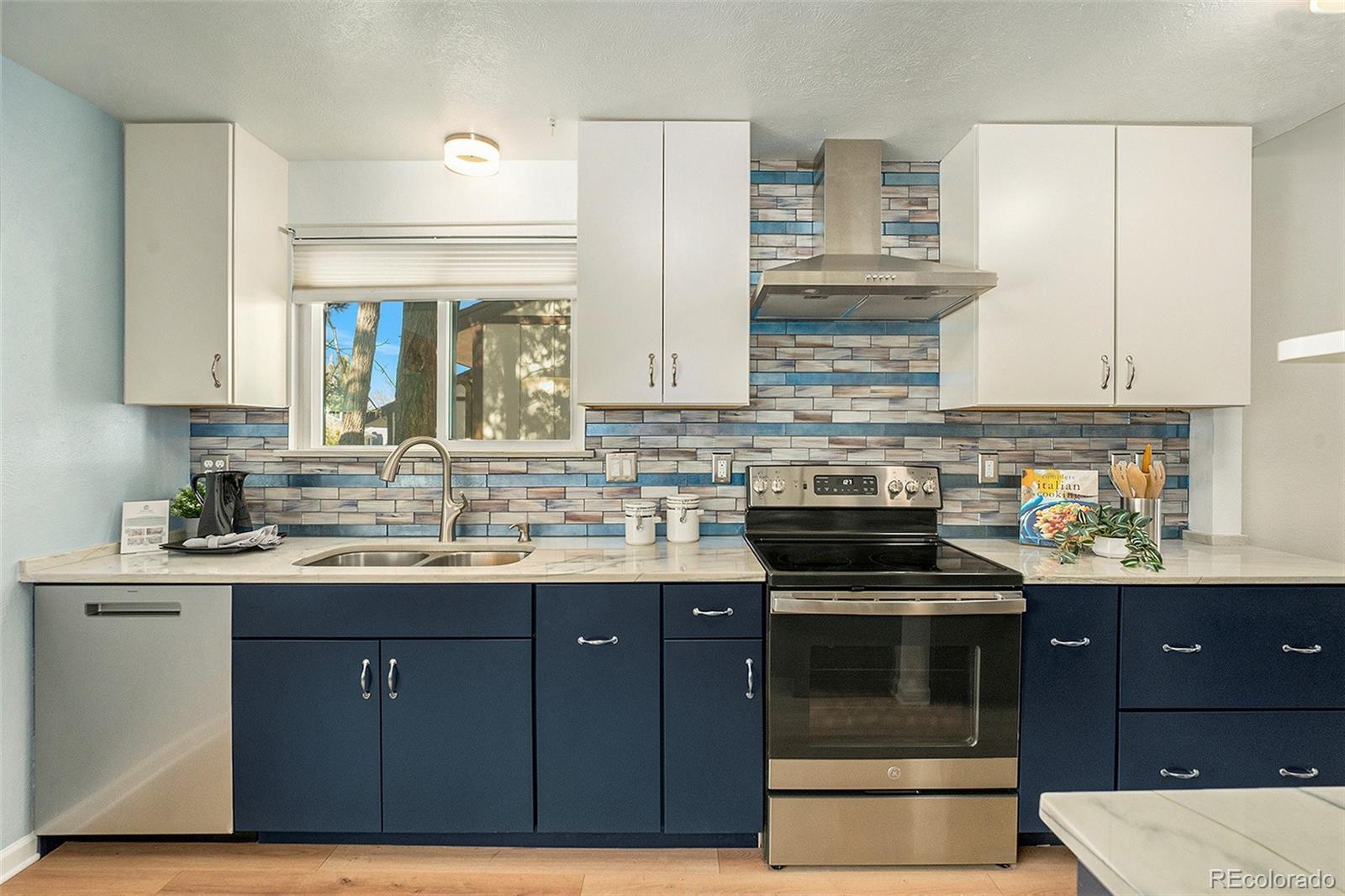 MLS Image #6 for 12013 w hornsilver mountain,littleton, Colorado