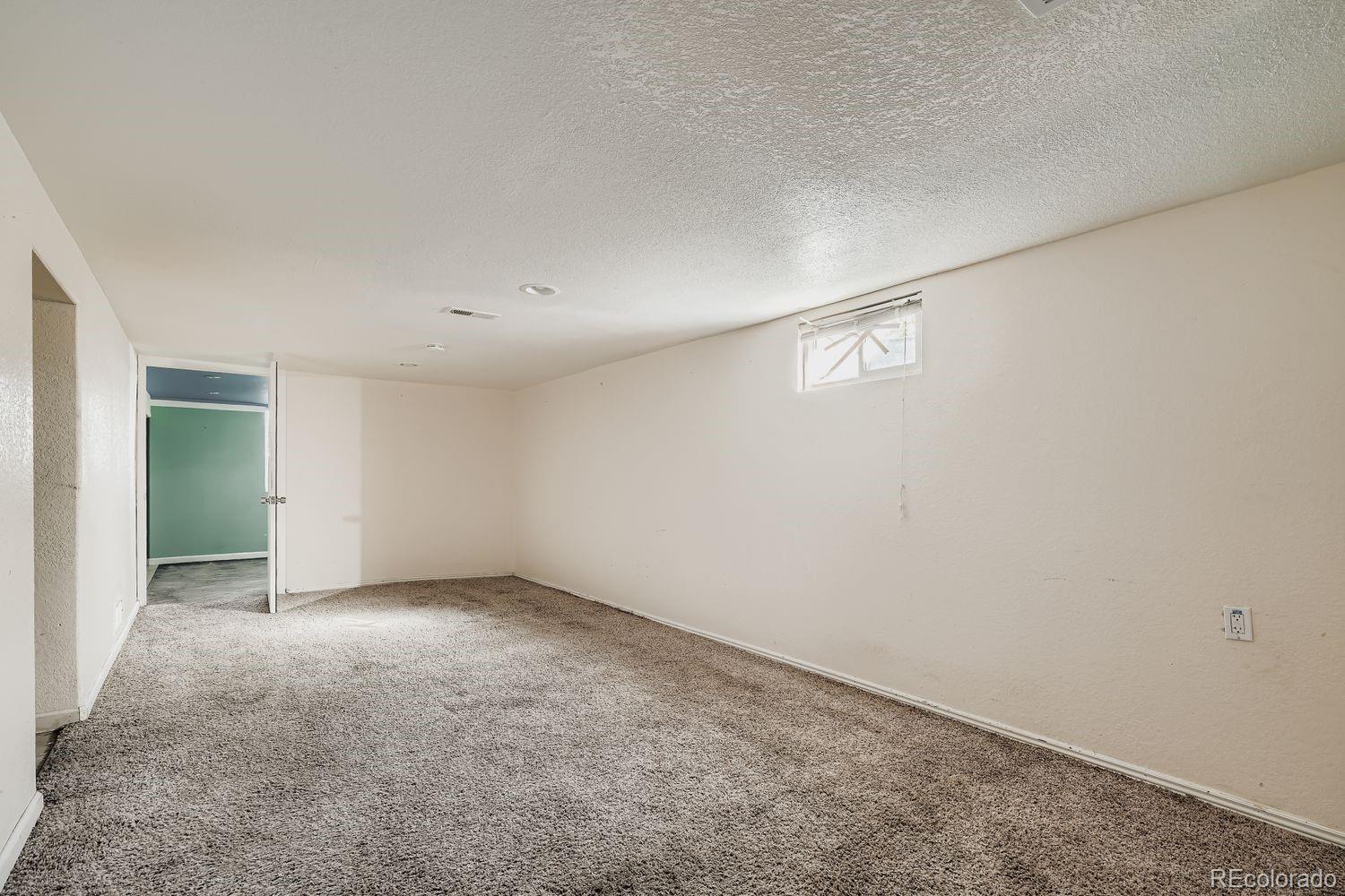 MLS Image #11 for 8303  acoma way,denver, Colorado