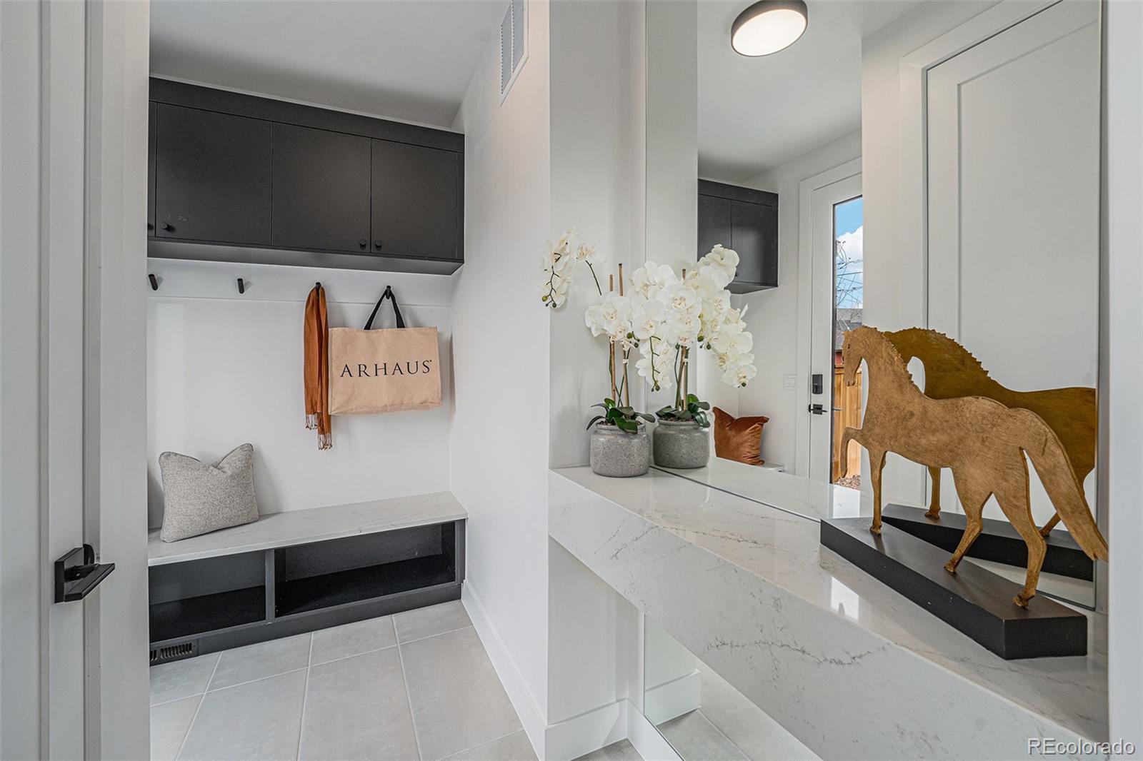 MLS Image #12 for 1023 s emerson street,denver, Colorado