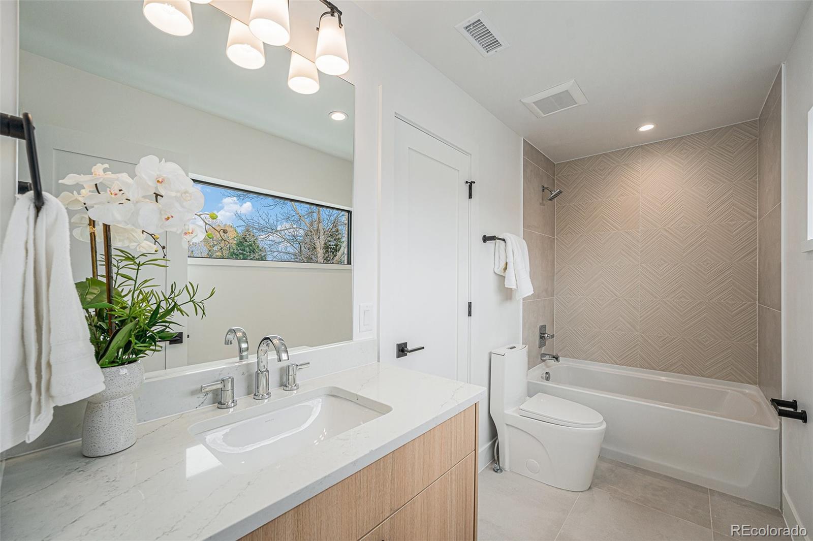 MLS Image #24 for 1023 s emerson street,denver, Colorado