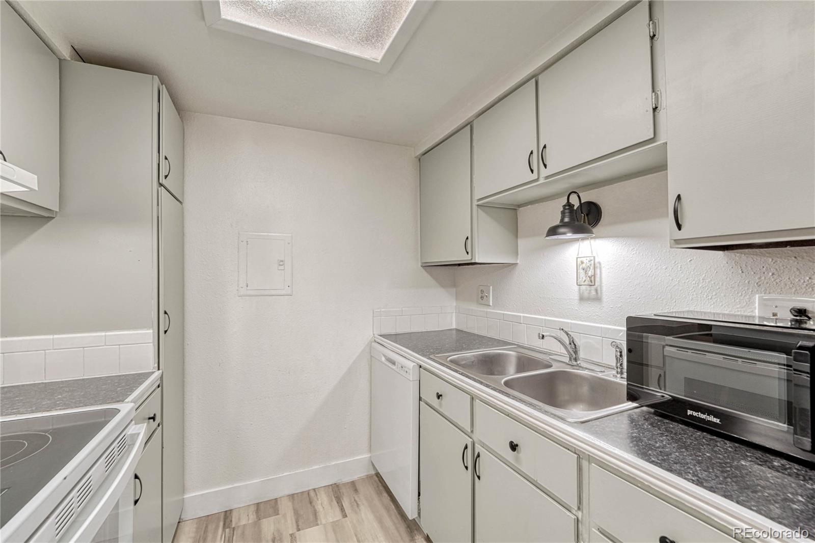 MLS Image #11 for 12143  melody drive 204,westminster, Colorado