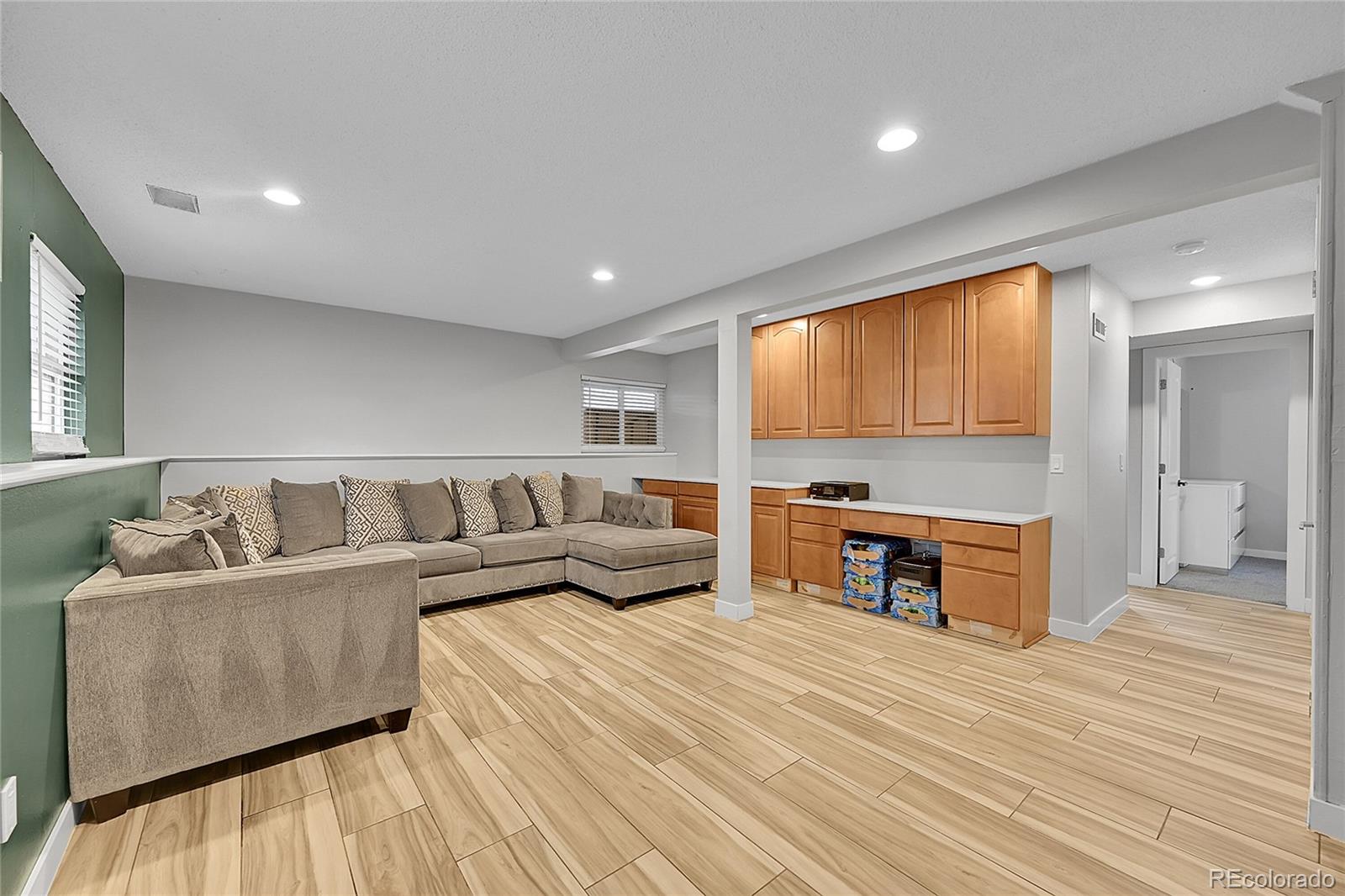 MLS Image #4 for 1922  danube way,aurora, Colorado