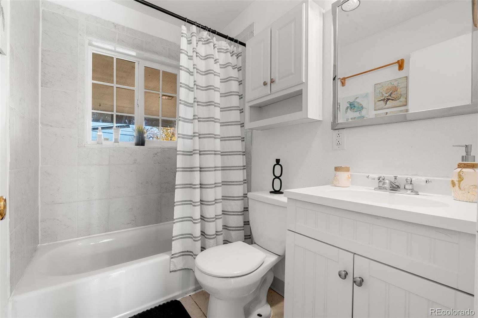 MLS Image #11 for 8511  franklin drive,denver, Colorado