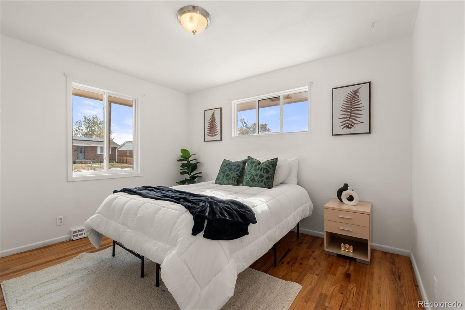 MLS Image #4 for 8511  franklin drive,denver, Colorado