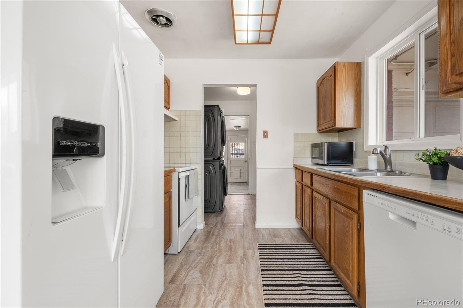 MLS Image #7 for 8511  franklin drive,denver, Colorado