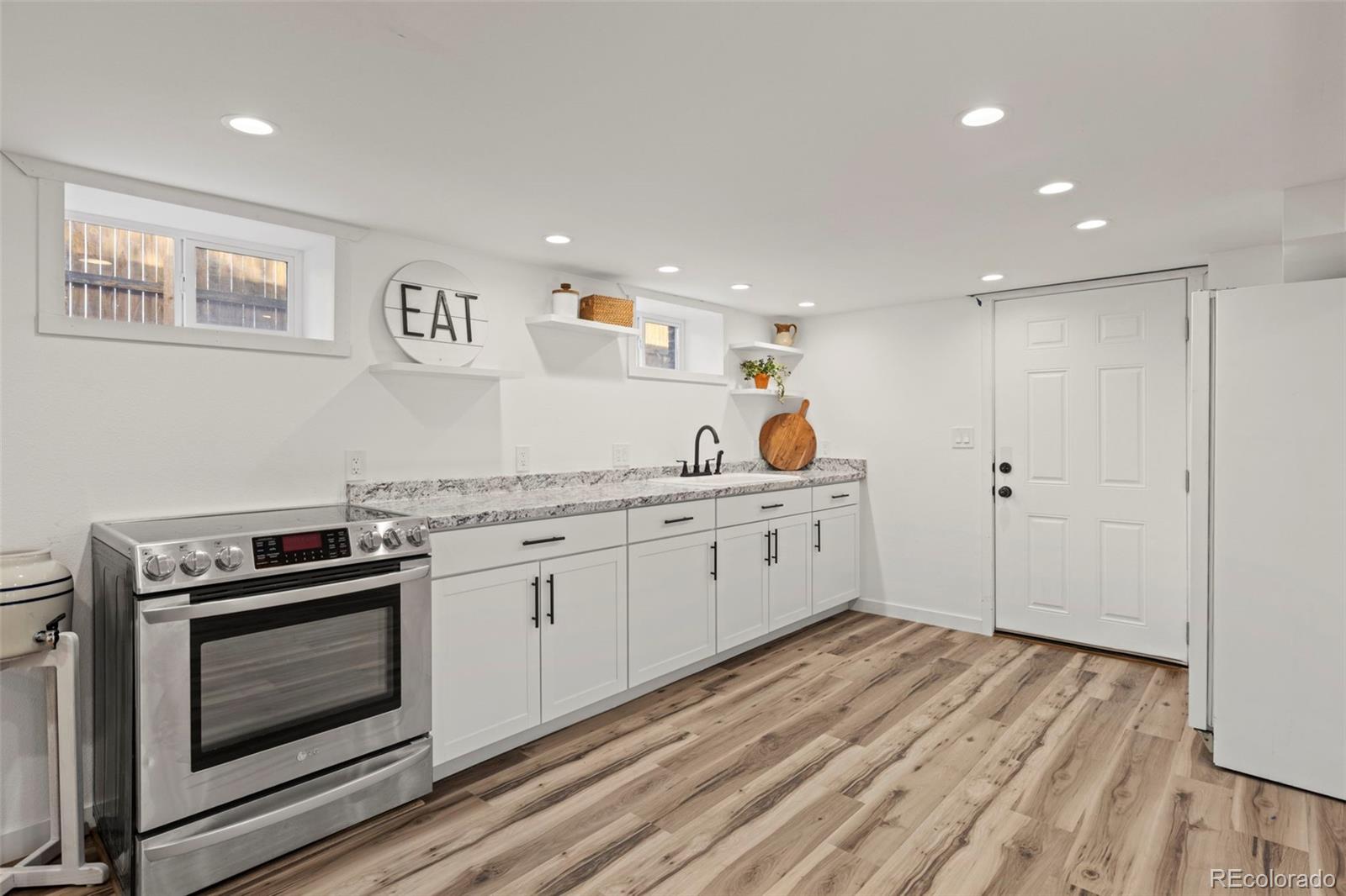 MLS Image #21 for 4100 s lincoln street,englewood, Colorado