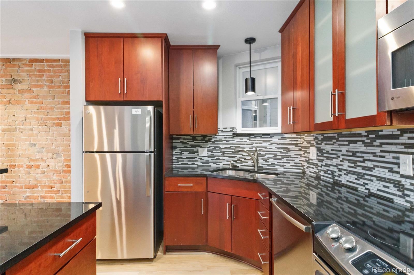 MLS Image #14 for 1123 n sherman street 16,denver, Colorado