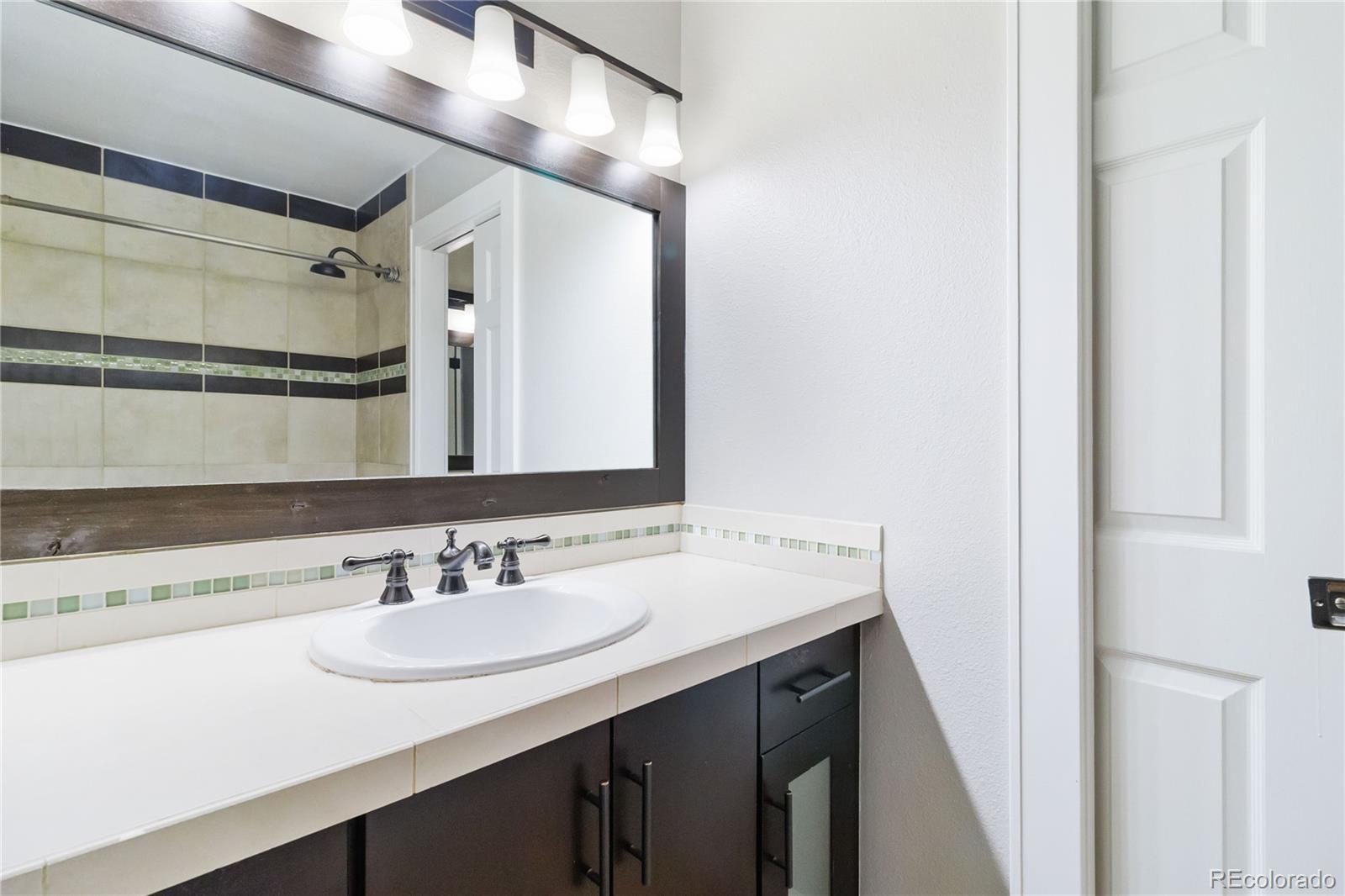 MLS Image #25 for 1123 n sherman street 16,denver, Colorado