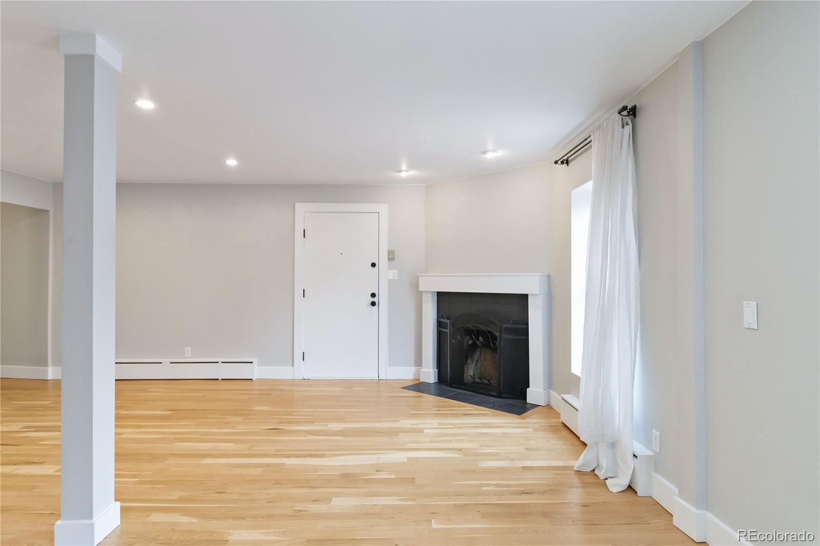 MLS Image #7 for 1123 n sherman street 16,denver, Colorado