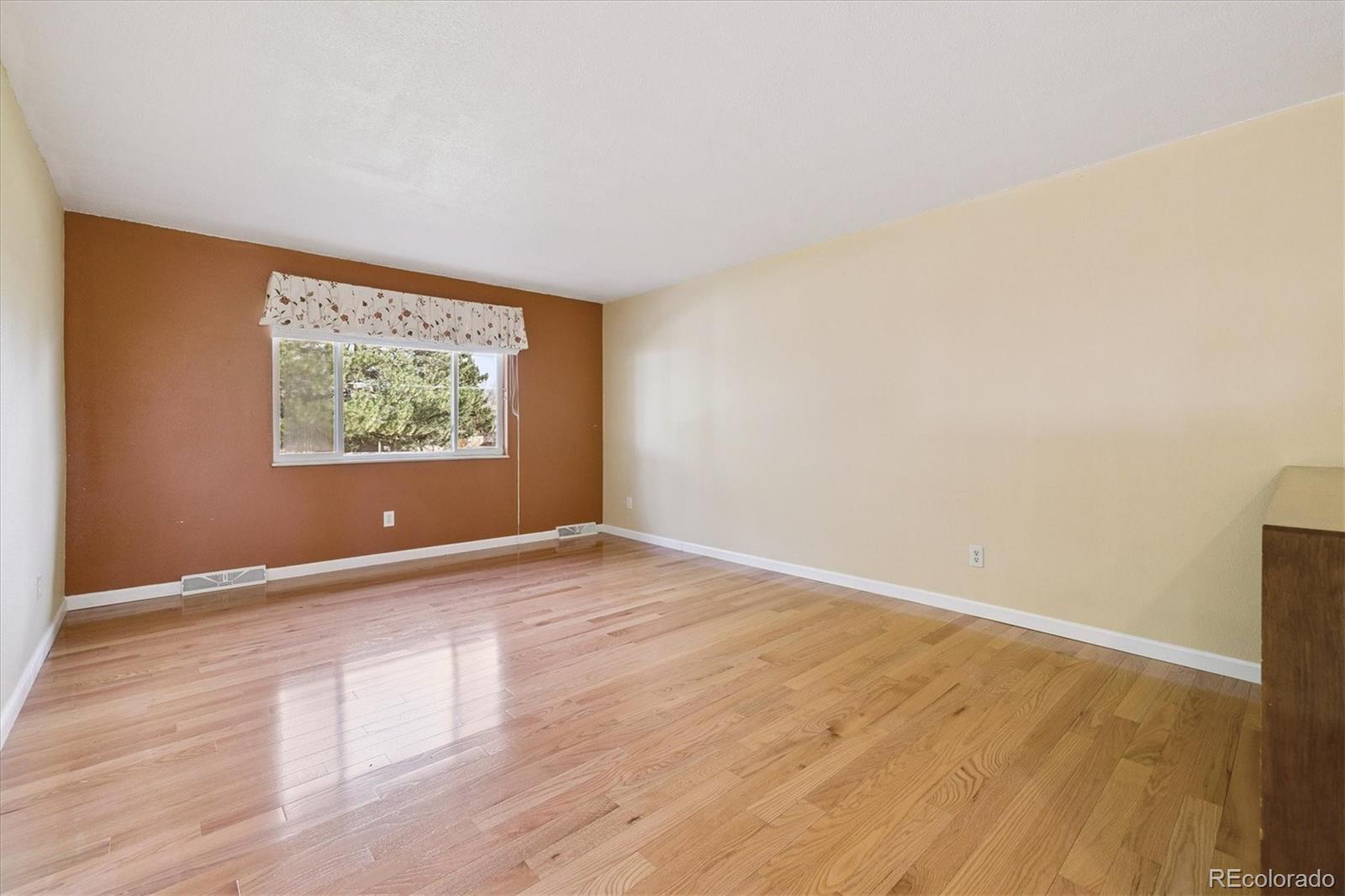 MLS Image #1 for 11495 w 77th drive,arvada, Colorado