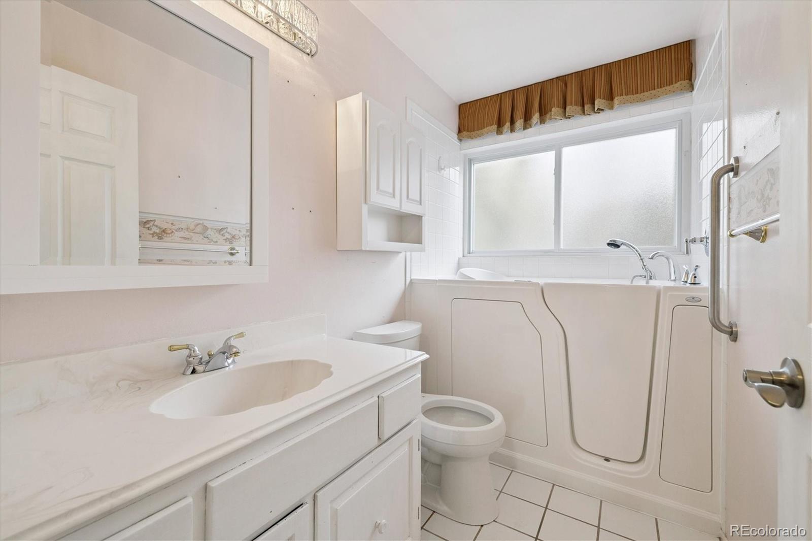 MLS Image #11 for 11495 w 77th drive,arvada, Colorado