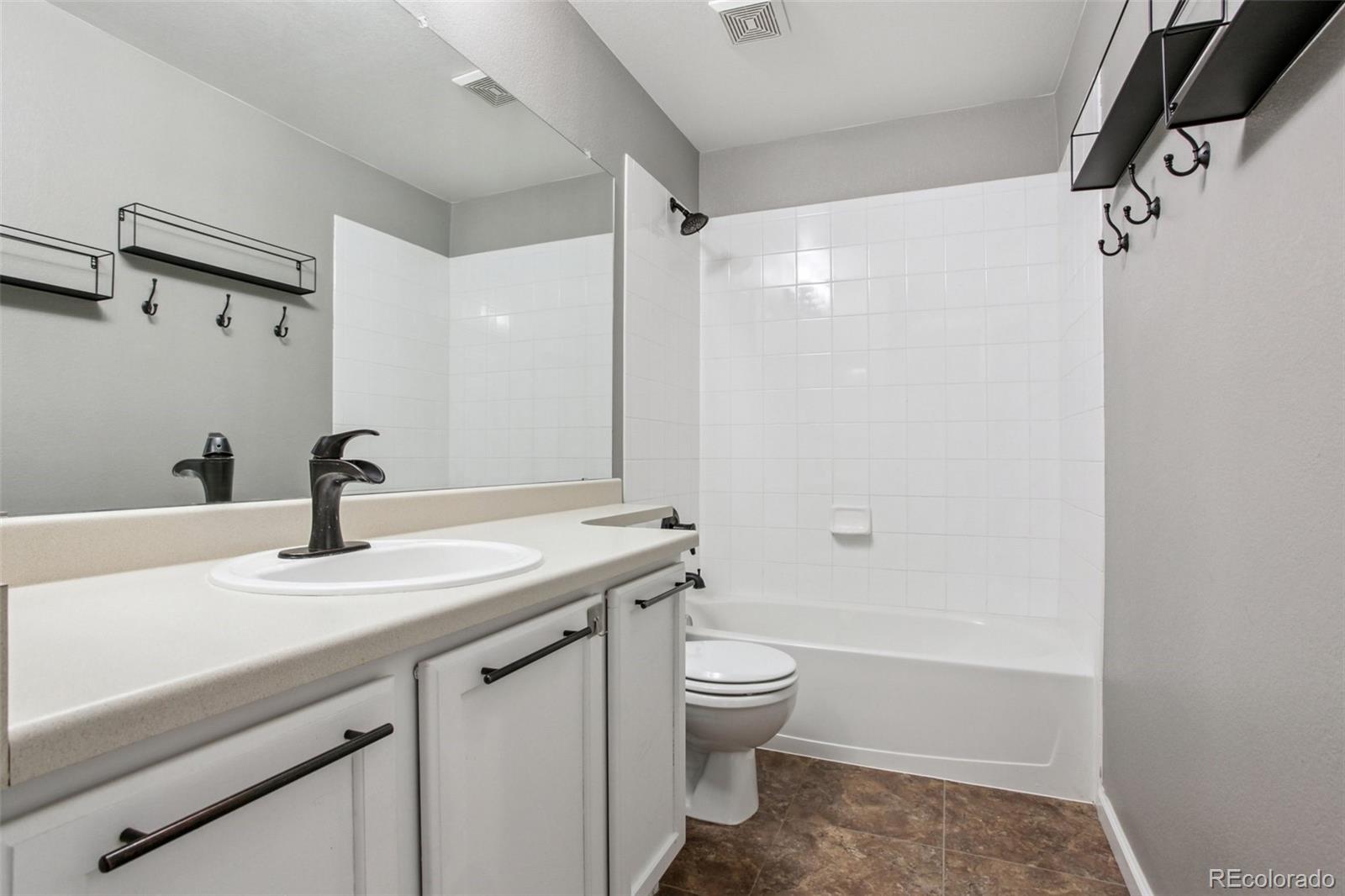 MLS Image #22 for 2569 s flanders court,aurora, Colorado