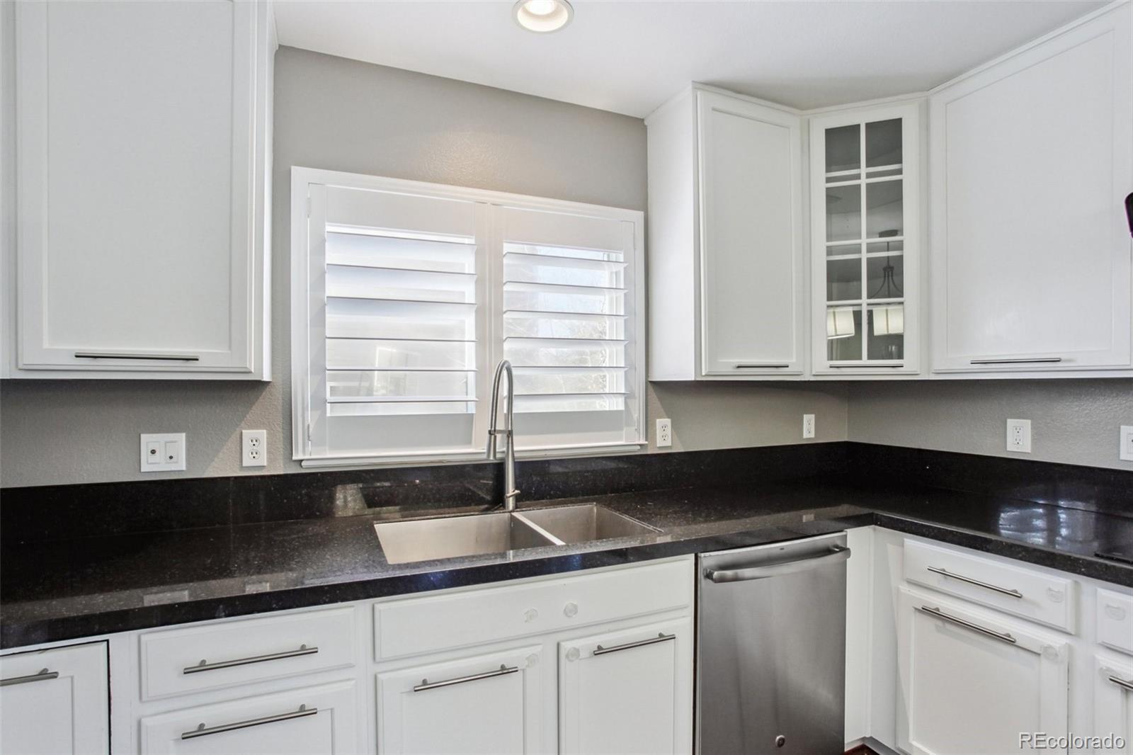MLS Image #9 for 2569 s flanders court,aurora, Colorado