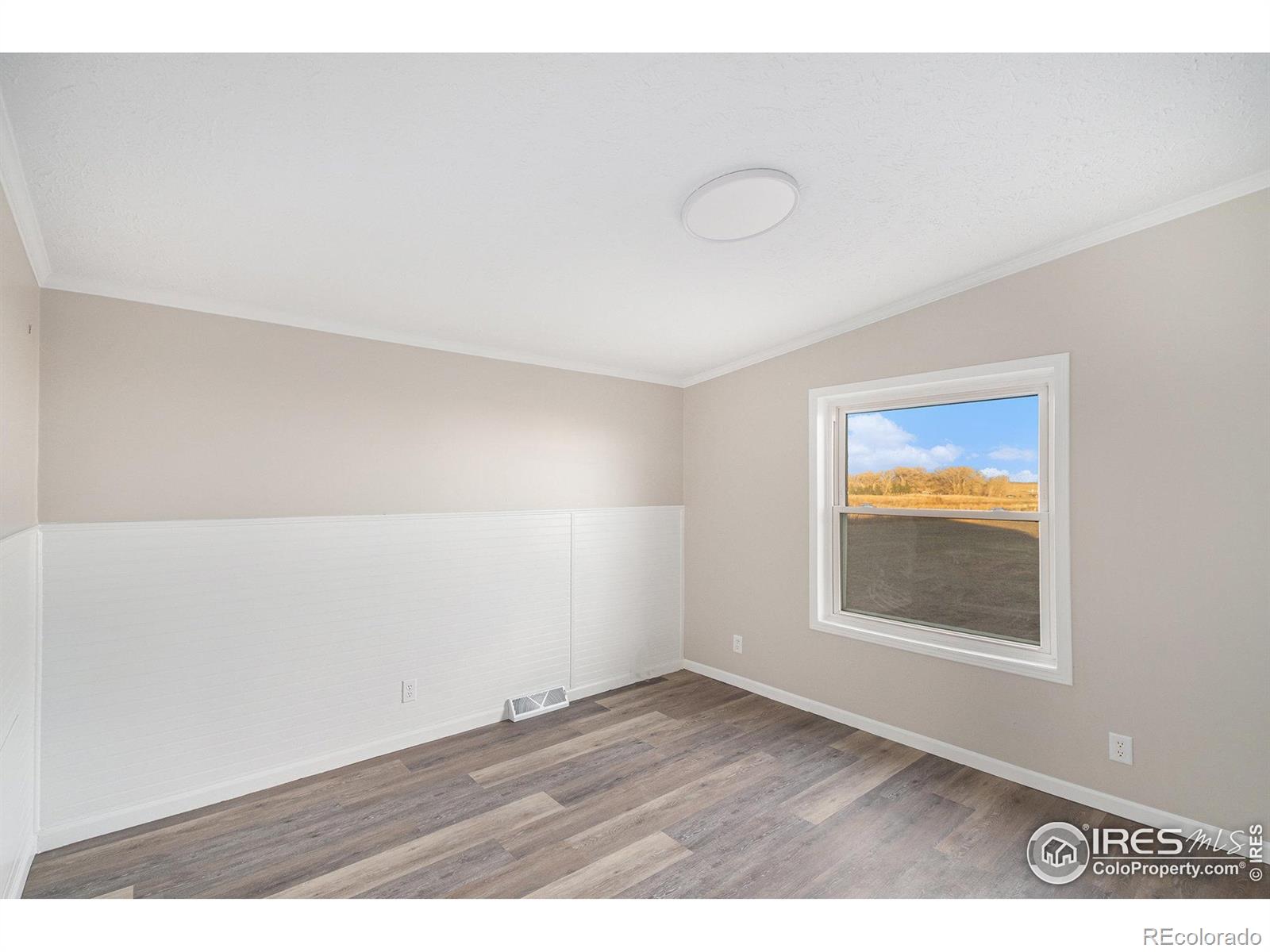 MLS Image #13 for 9848  stevenson avenue,carr, Colorado