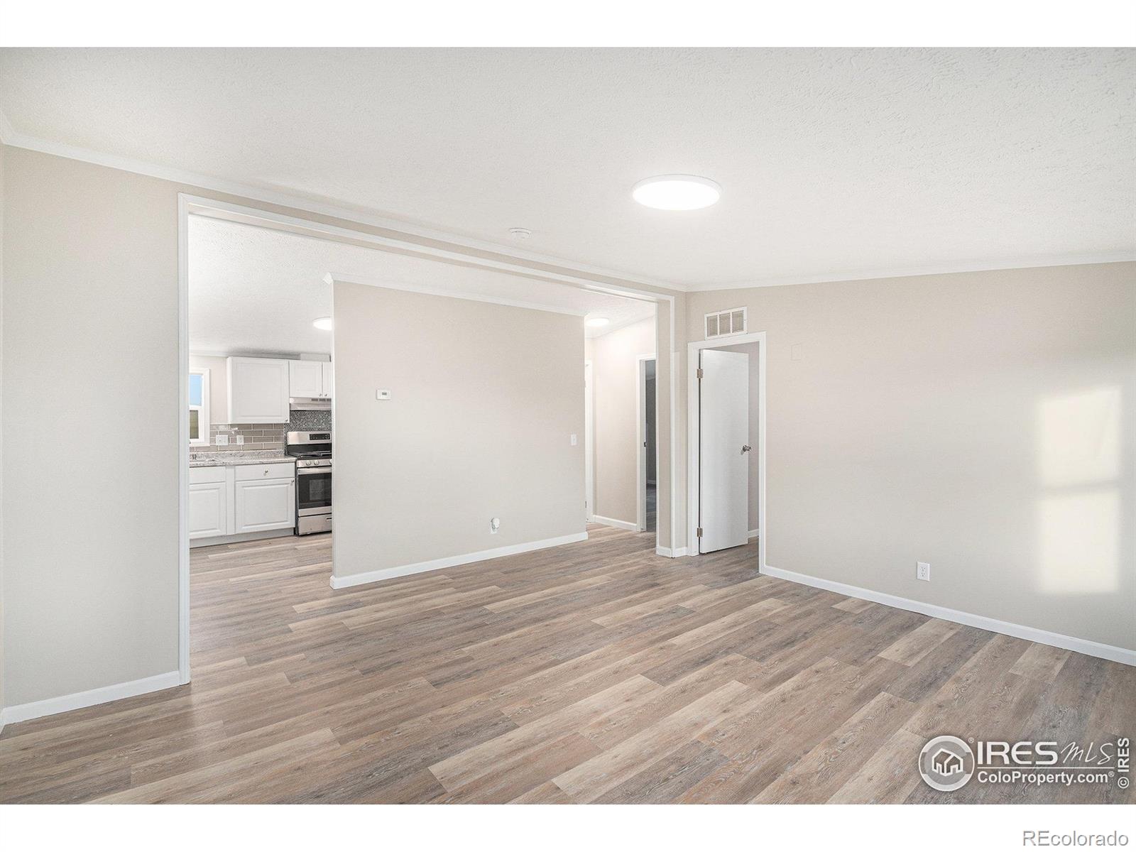 MLS Image #5 for 9848  stevenson avenue,carr, Colorado