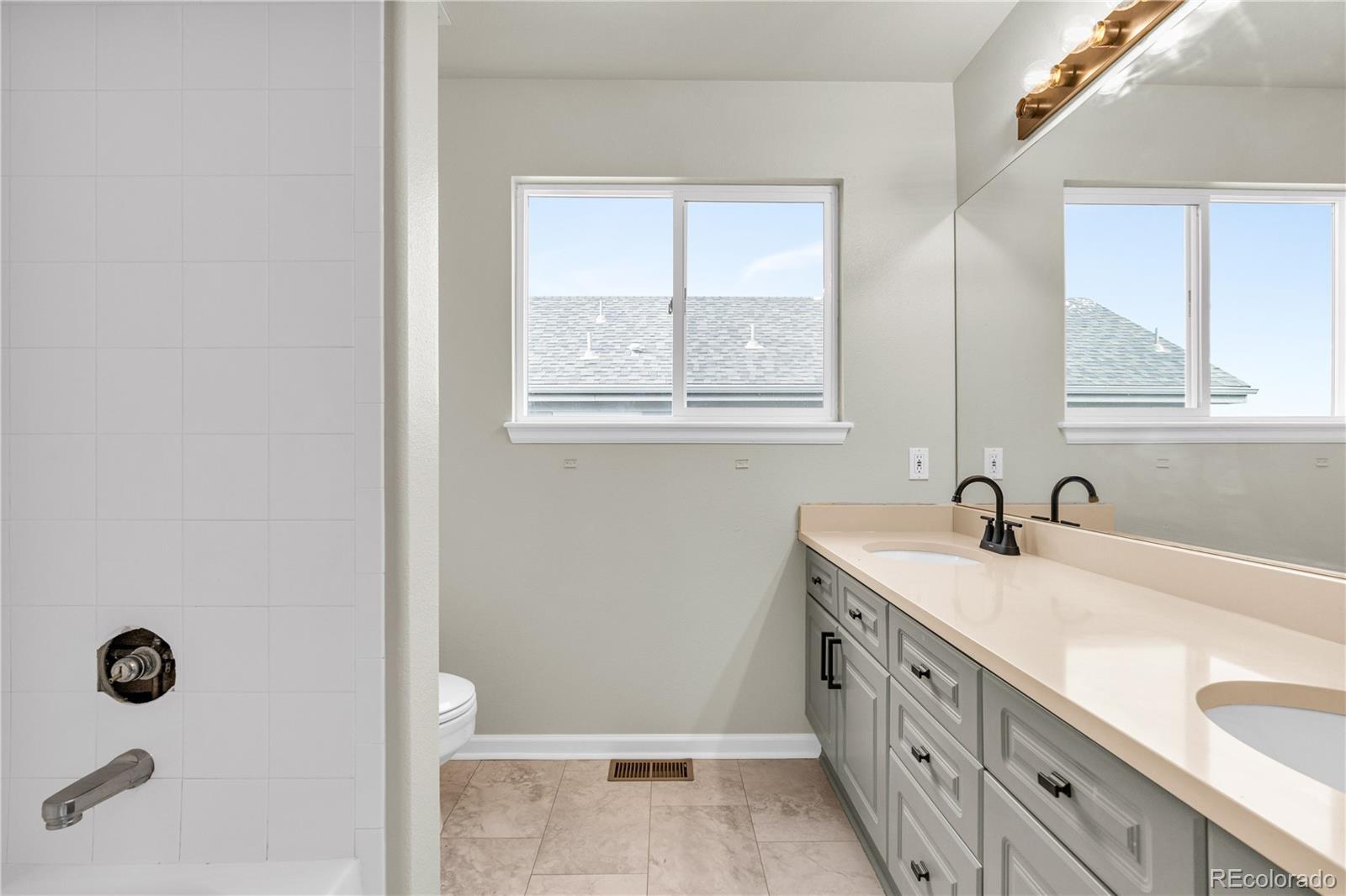MLS Image #31 for 3033 s andes street,aurora, Colorado