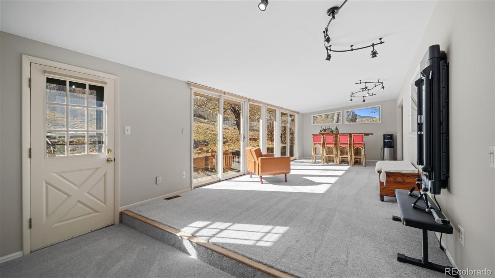 MLS Image #17 for 1007  sun drive,colorado springs, Colorado