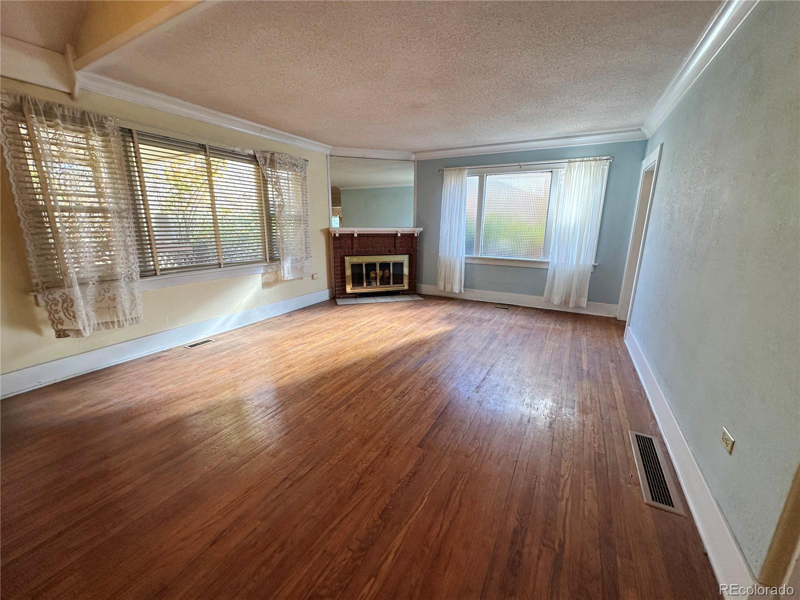 MLS Image #5 for 155 n downing street,denver, Colorado