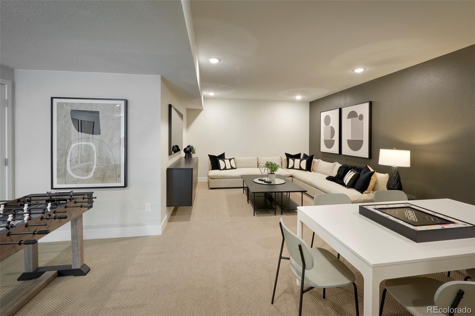 MLS Image #22 for 24043 e 39th avenue,aurora, Colorado