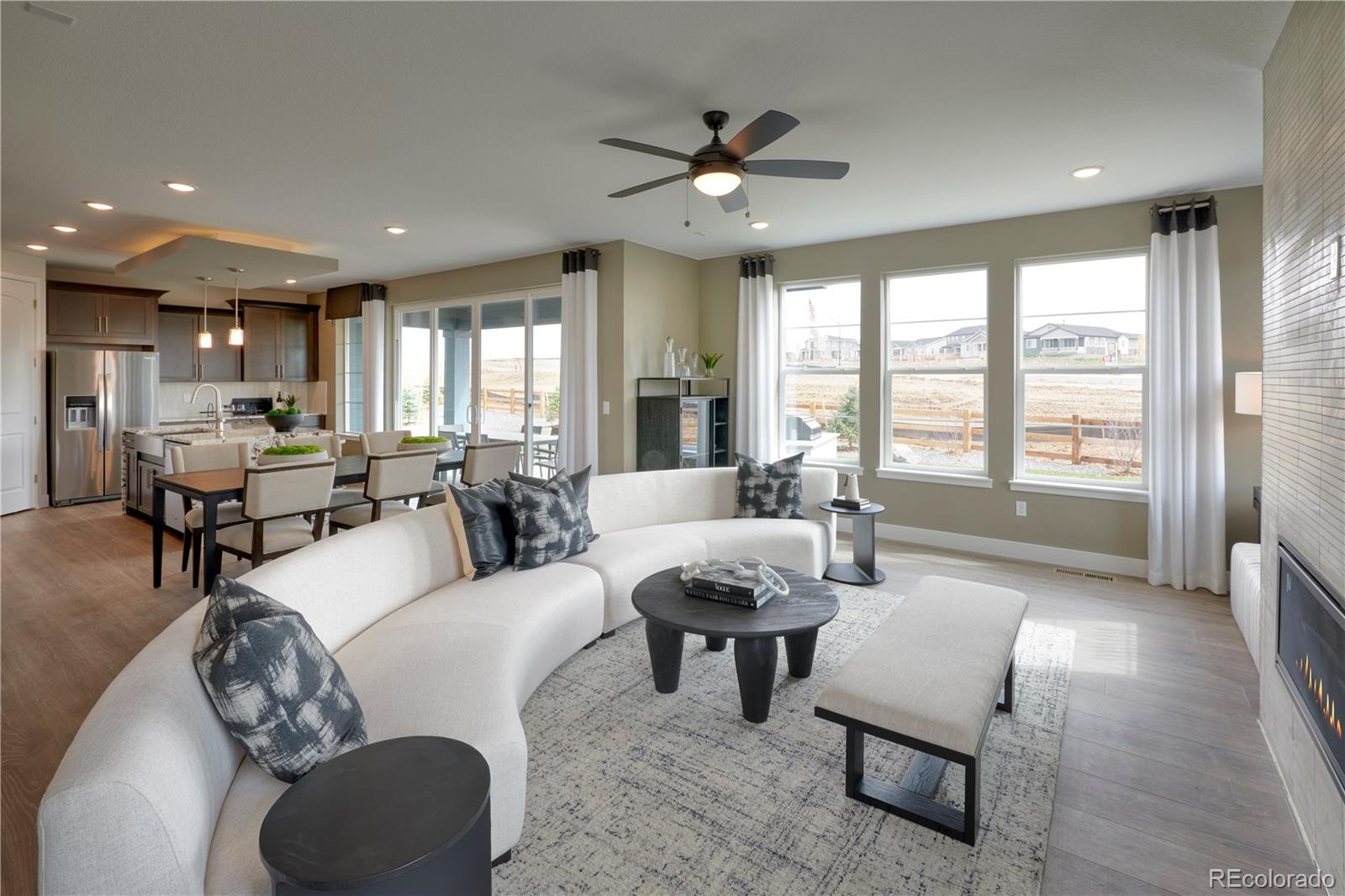 MLS Image #6 for 24043 e 39th avenue,aurora, Colorado