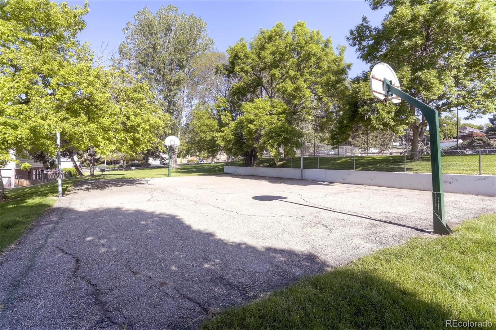 MLS Image #12 for 9859  croke drive ,denver, Colorado
