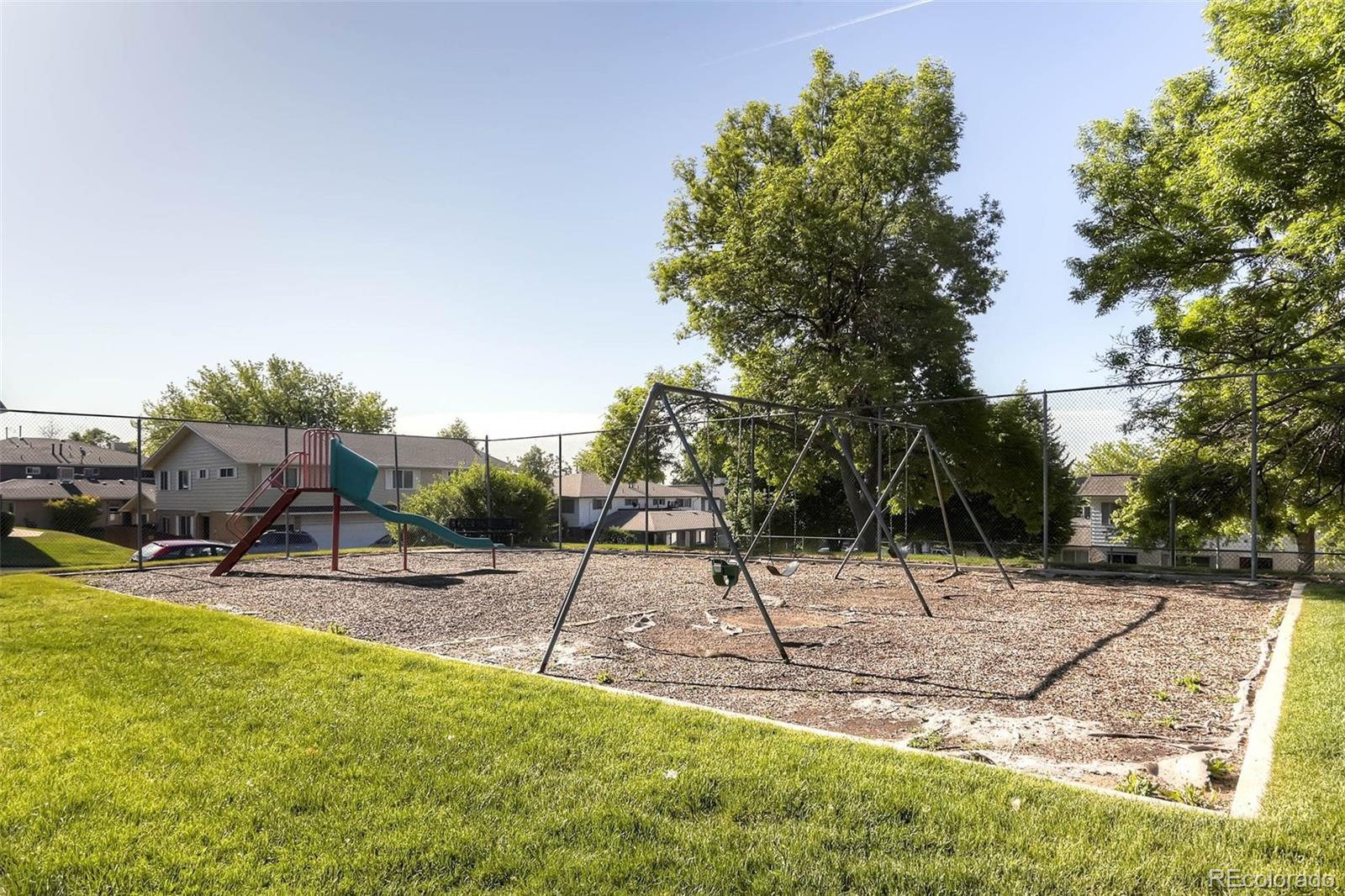 MLS Image #14 for 9859  croke drive ,denver, Colorado