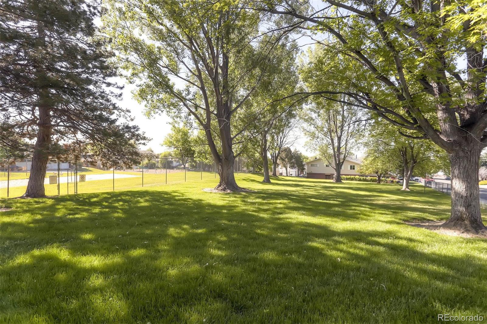 MLS Image #15 for 9859  croke drive ,denver, Colorado