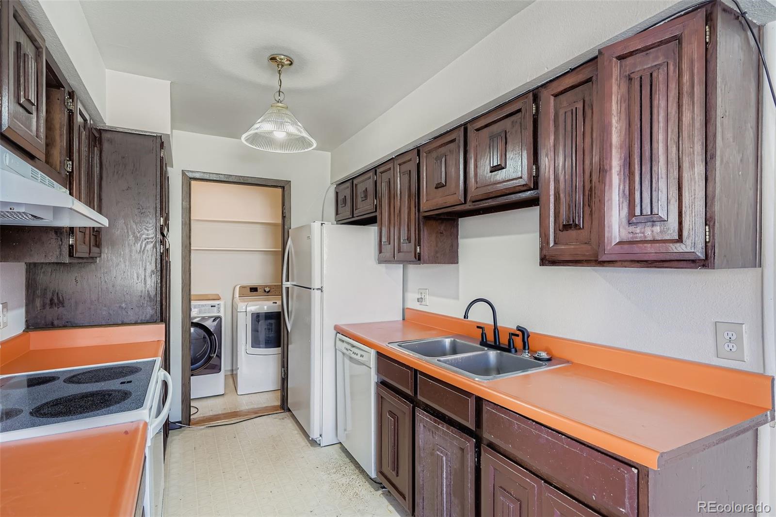 MLS Image #5 for 9859  croke drive ,denver, Colorado