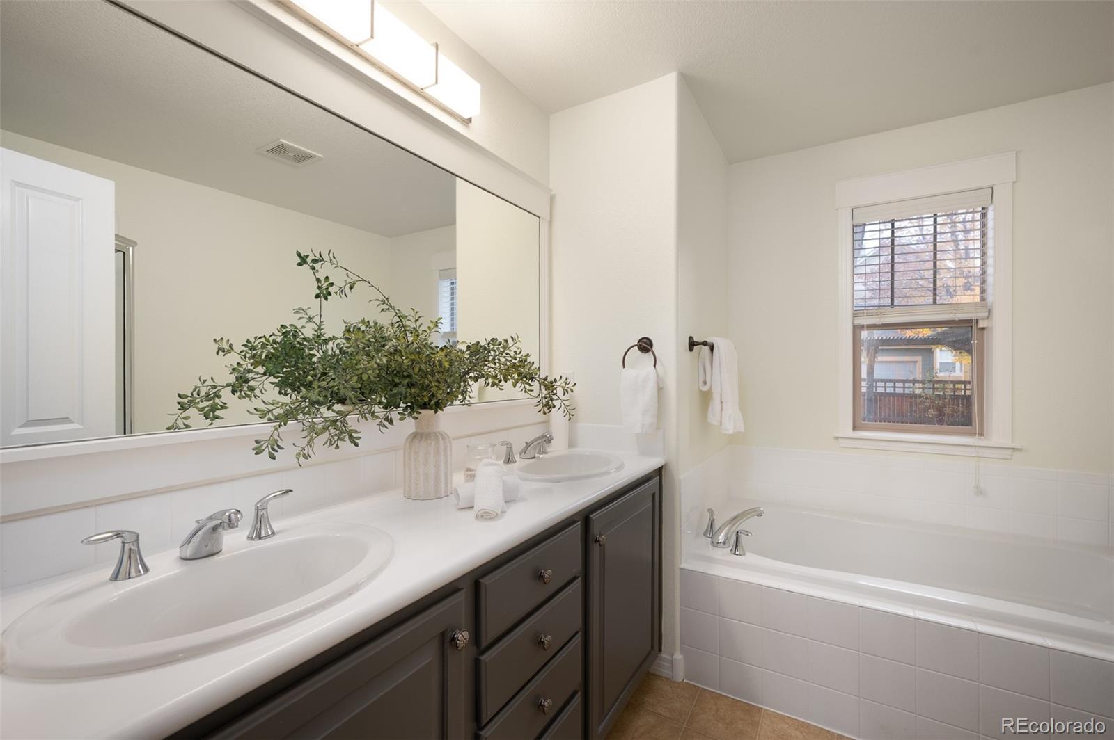 MLS Image #16 for 2626  emporia street,denver, Colorado