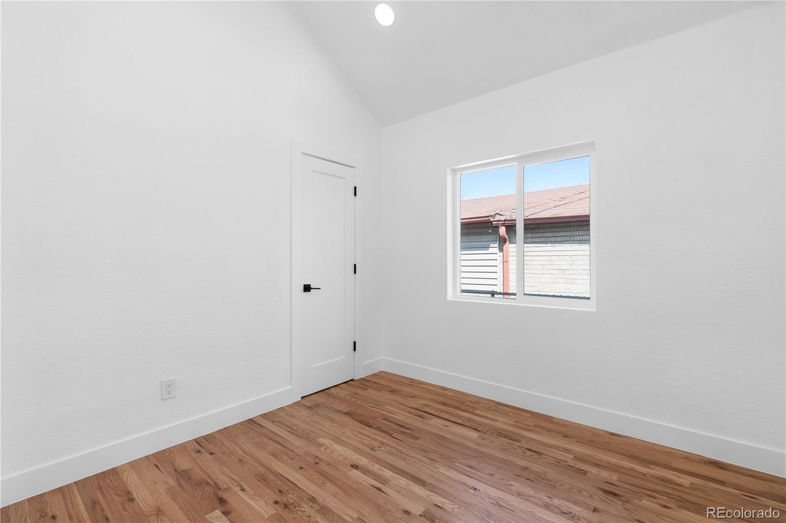 MLS Image #13 for 3135 n columbine street,denver, Colorado