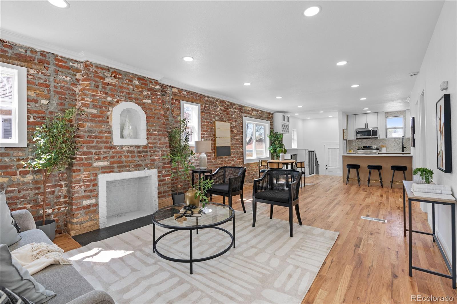 MLS Image #2 for 3135 n columbine street,denver, Colorado