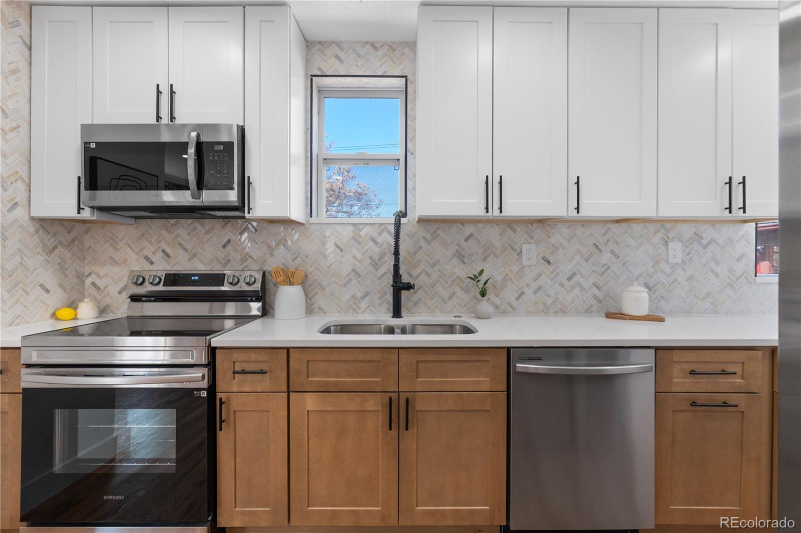 MLS Image #4 for 3135 n columbine street,denver, Colorado