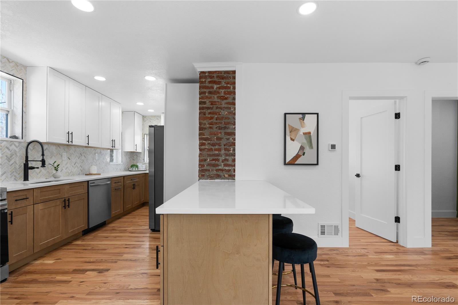 MLS Image #6 for 3135 n columbine street,denver, Colorado