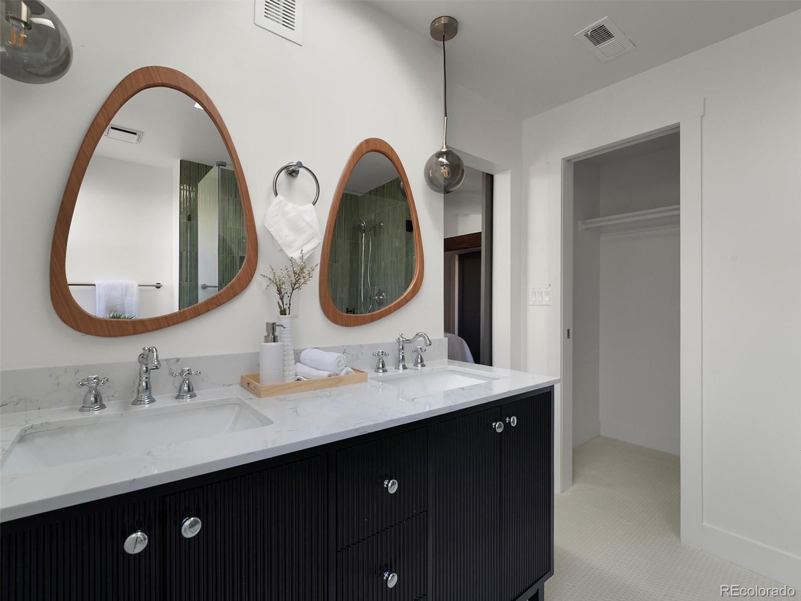 MLS Image #25 for 2315 s newton street,denver, Colorado