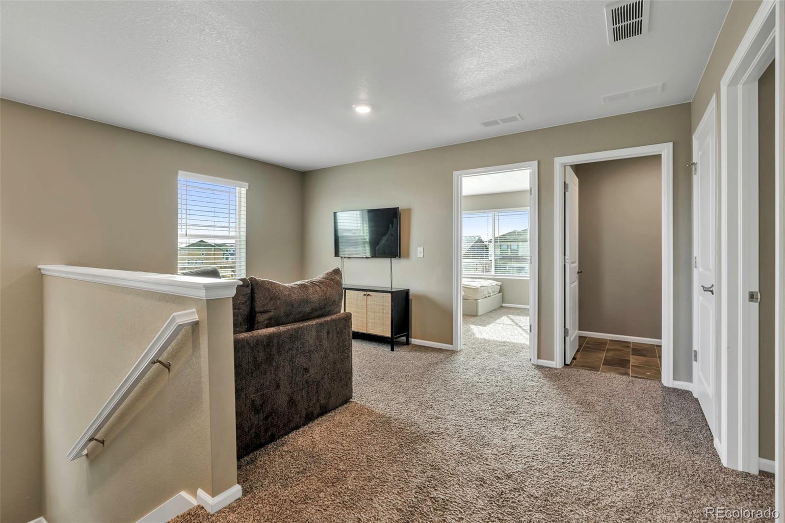 MLS Image #21 for 27297 e maple avenue,aurora, Colorado