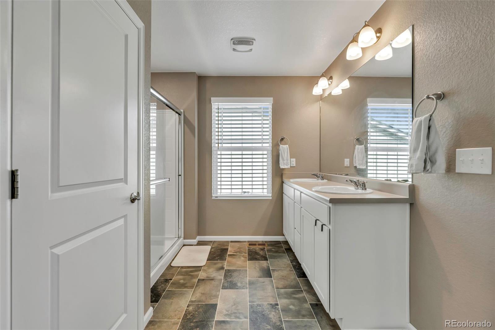 MLS Image #27 for 27297 e maple avenue,aurora, Colorado
