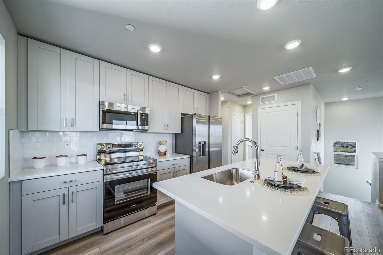 MLS Image #5 for 13431 e 103rd place,commerce city, Colorado