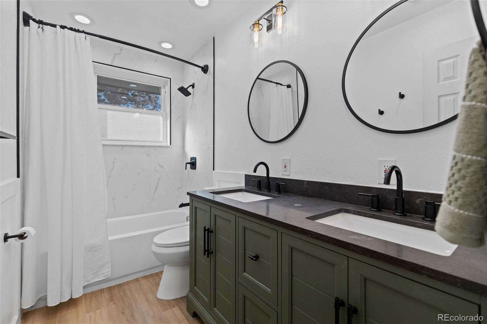 MLS Image #14 for 3062 s webster street,denver, Colorado