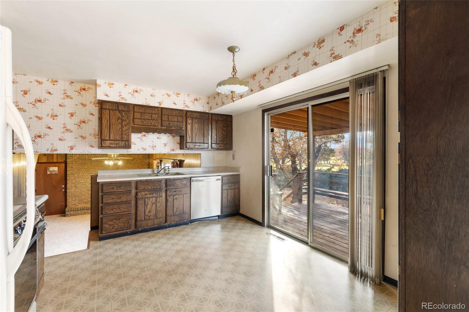 MLS Image #10 for 3620 n carefree circle,colorado springs, Colorado