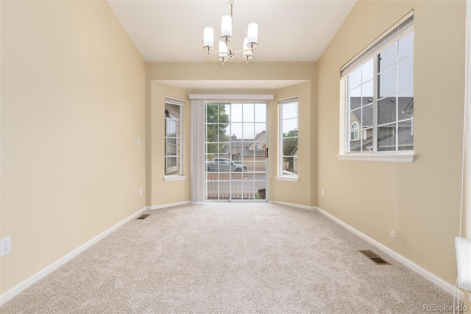 MLS Image #10 for 10507 w maplewood drive e,littleton, Colorado