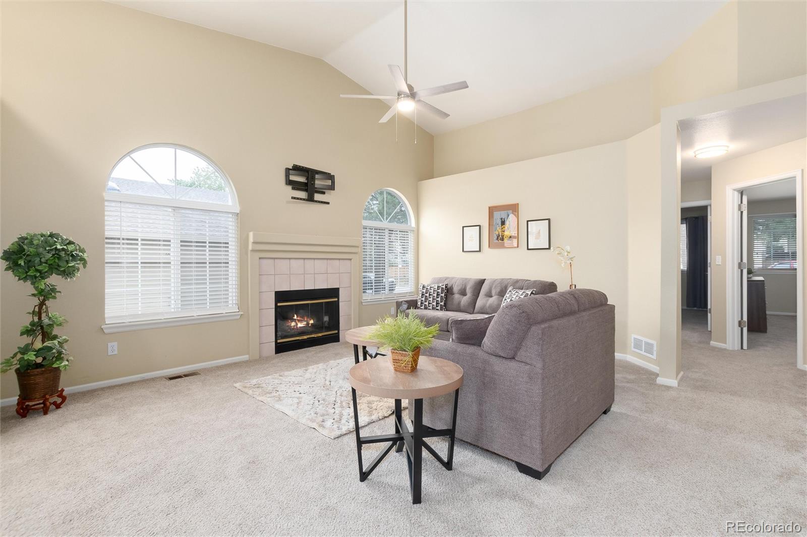 MLS Image #6 for 10507 w maplewood drive e,littleton, Colorado