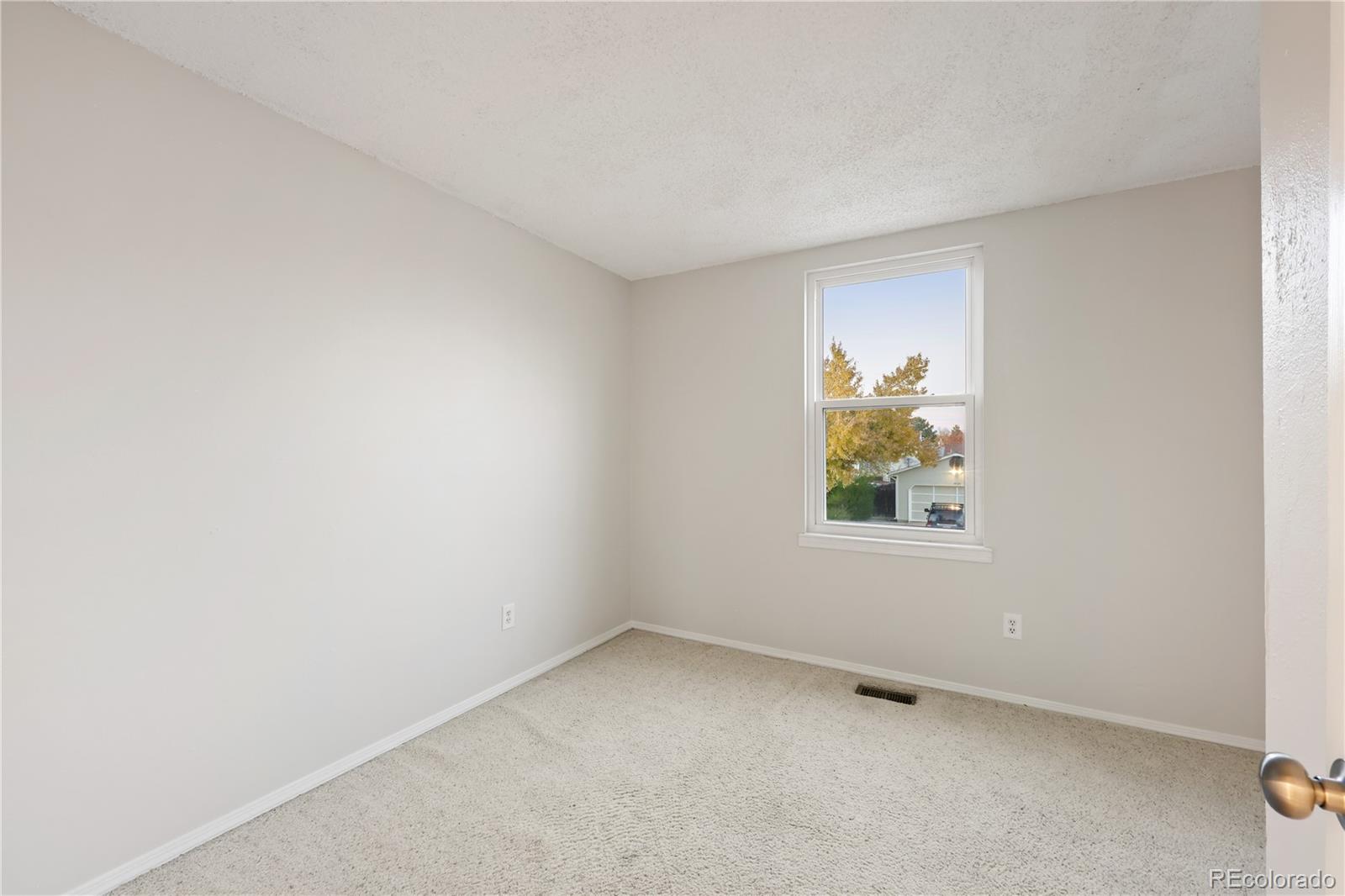 MLS Image #12 for 19722 e oxford drive,aurora, Colorado
