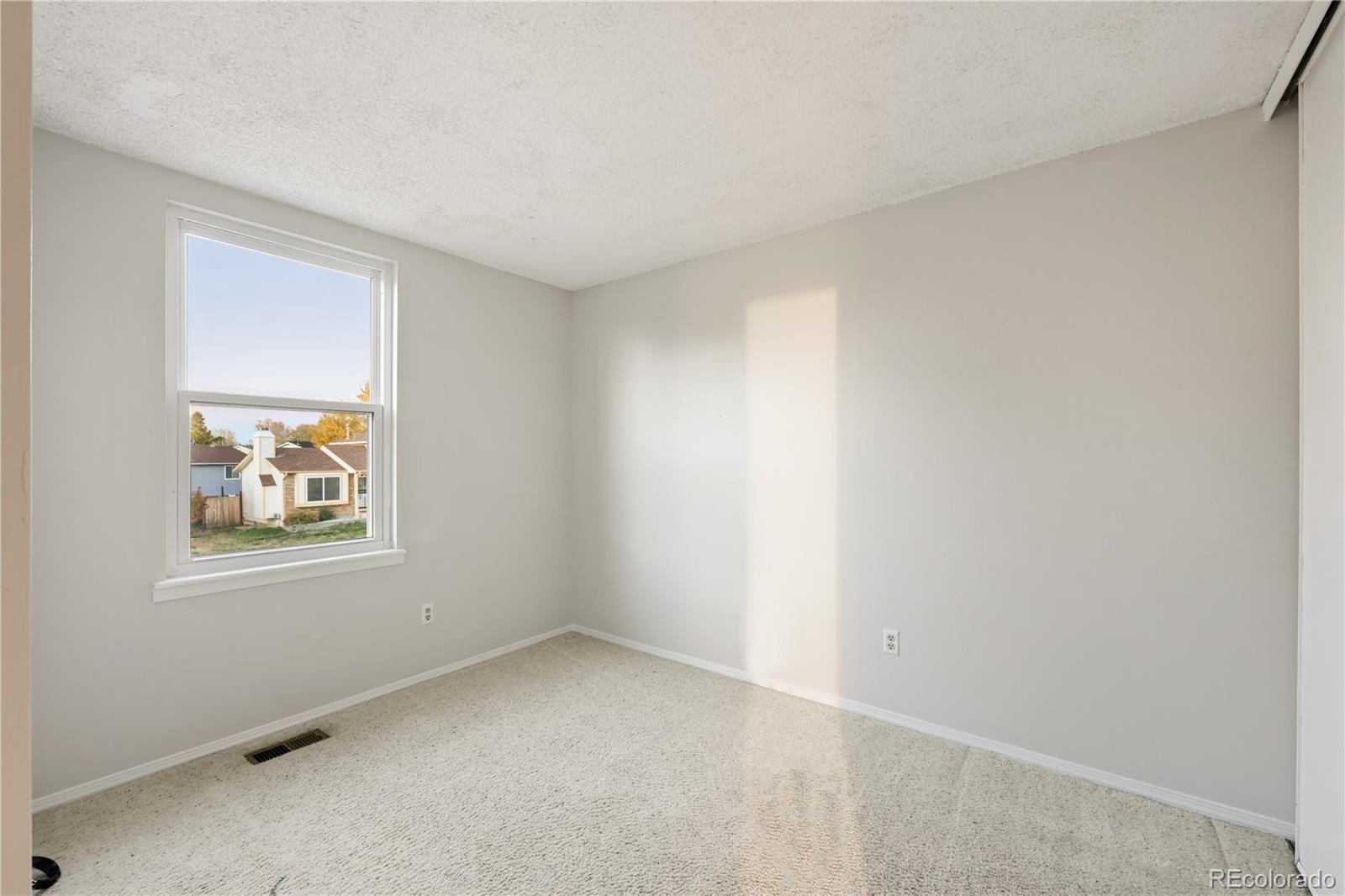 MLS Image #14 for 19722 e oxford drive,aurora, Colorado