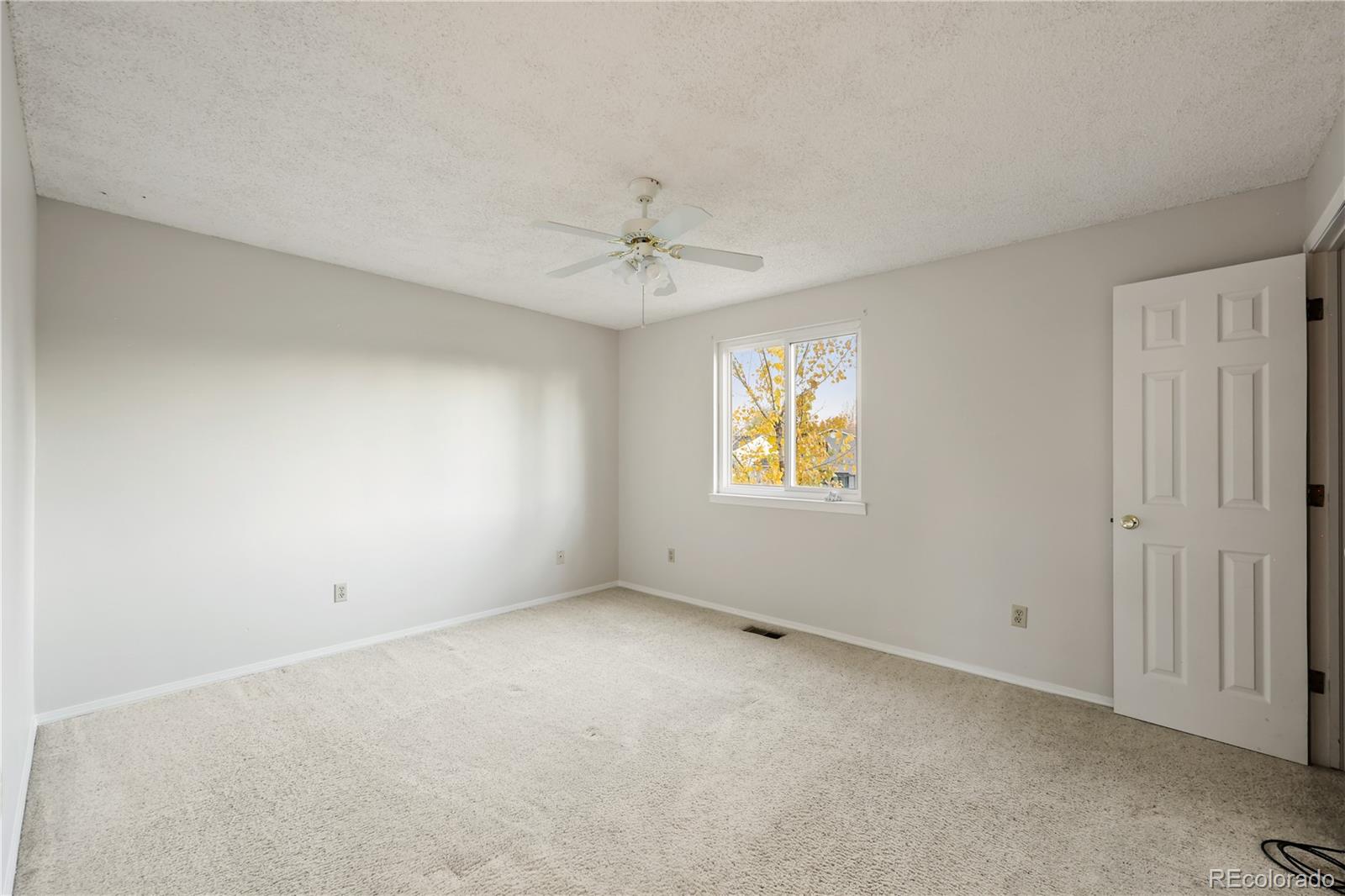 MLS Image #17 for 19722 e oxford drive,aurora, Colorado
