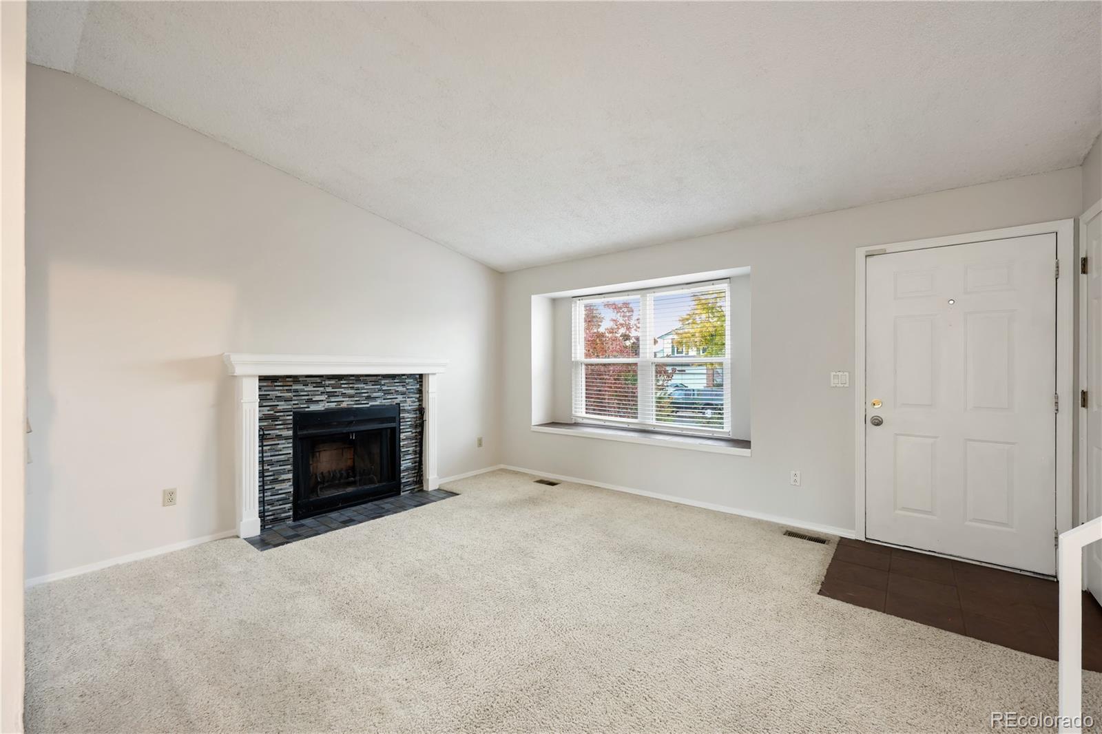 MLS Image #4 for 19722 e oxford drive,aurora, Colorado