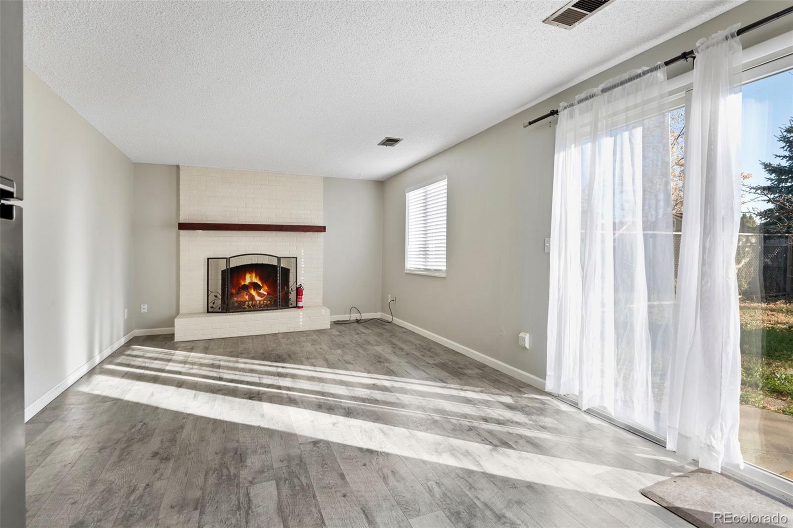 MLS Image #11 for 9852 w 76th avenue,arvada, Colorado