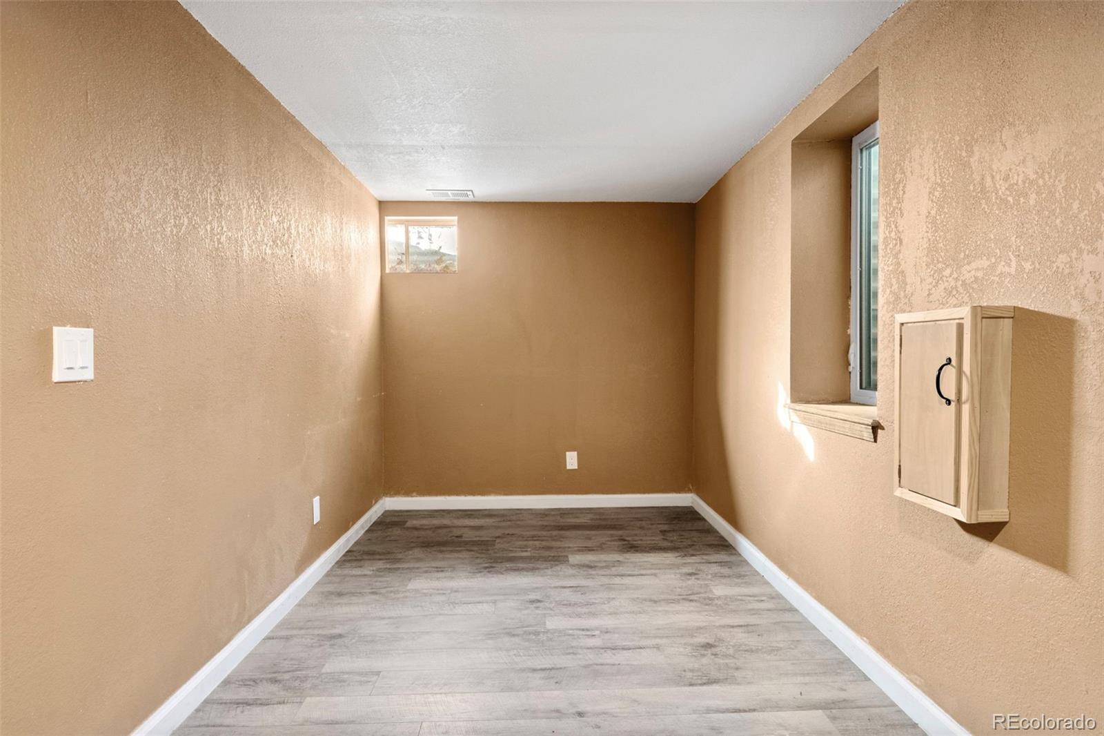 MLS Image #23 for 9852 w 76th avenue,arvada, Colorado