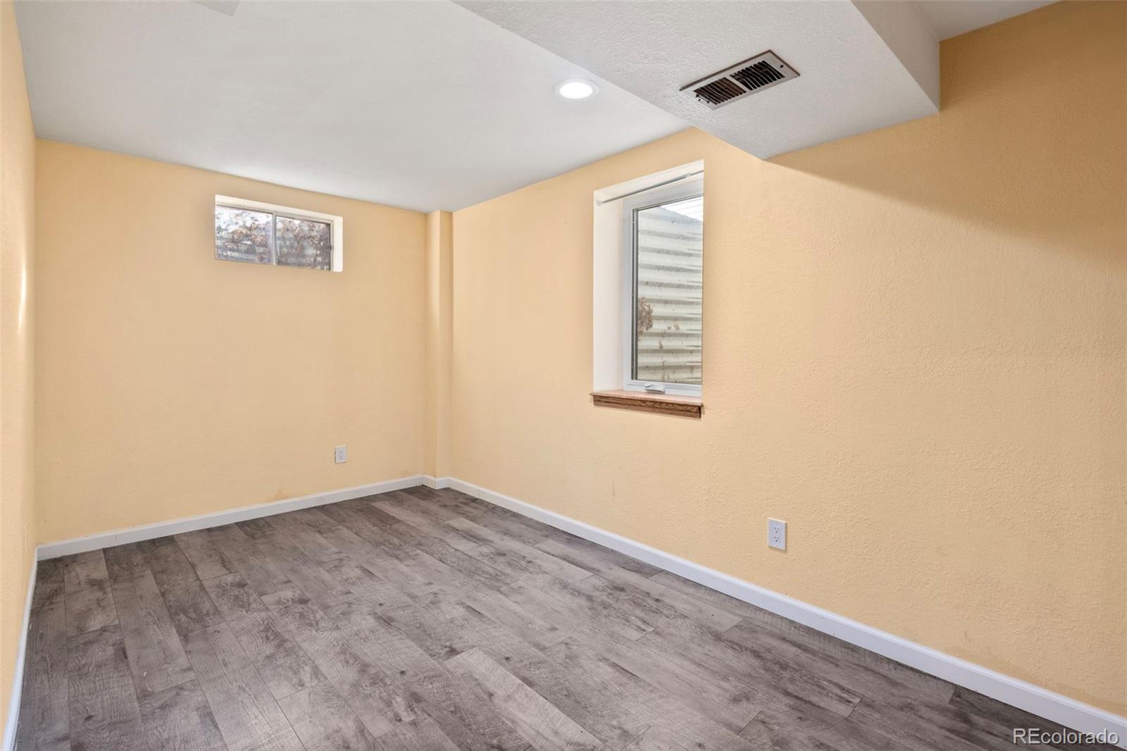 MLS Image #24 for 9852 w 76th avenue,arvada, Colorado