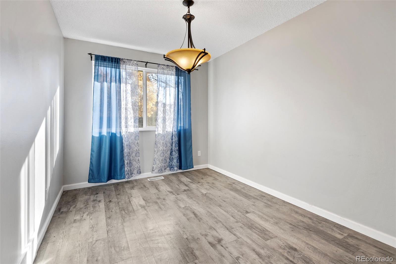 MLS Image #9 for 9852 w 76th avenue,arvada, Colorado