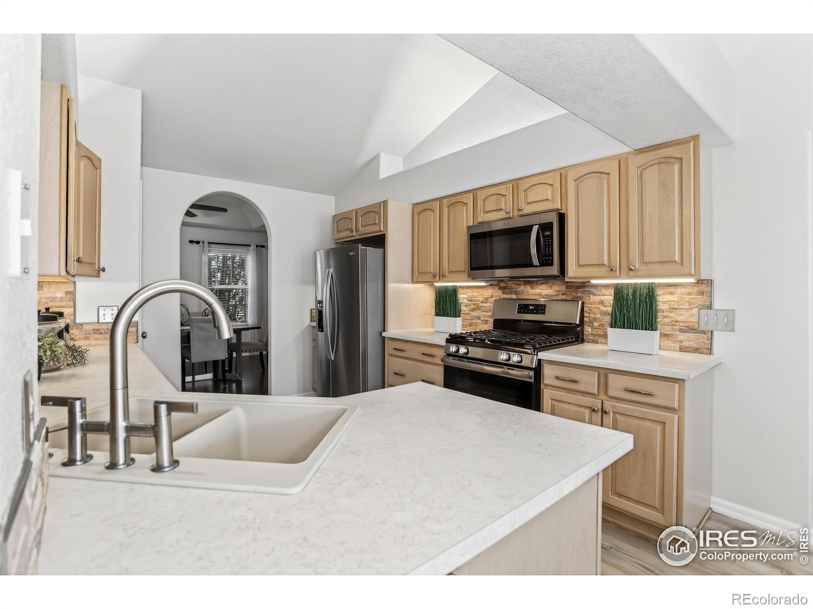 MLS Image #10 for 56920 e 42nd court,strasburg, Colorado